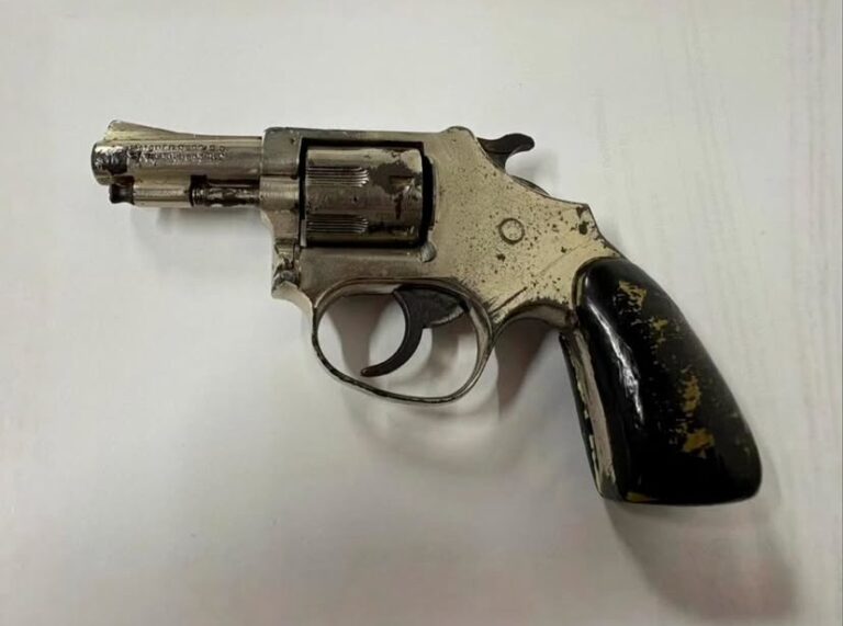 homem-e-preso-com-arma-de-fogo-durante-festejos-juninos-em-itubera