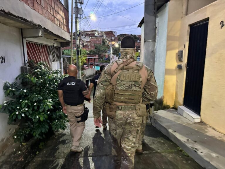 doze-envolvidos-com-trafico-de-drogas-e-homicidios-sao-presos-na-megaoperacao-pertinaz