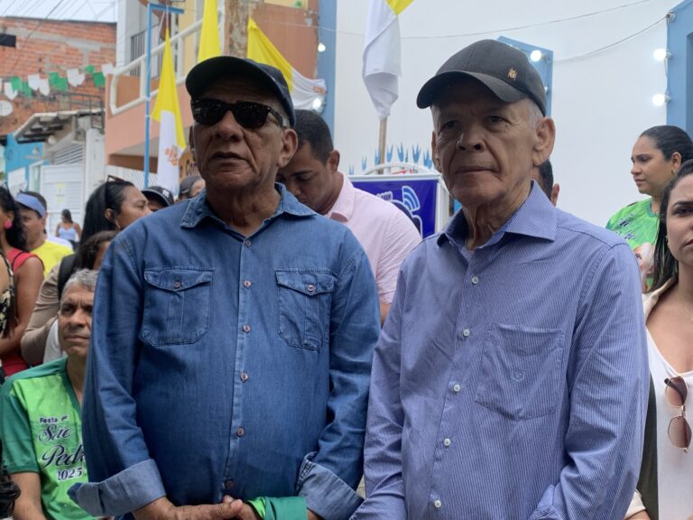 prefeito-marcos-medrado-prestigia-missa-festiva-em-homenagem-a-sao-pedro-no-tento