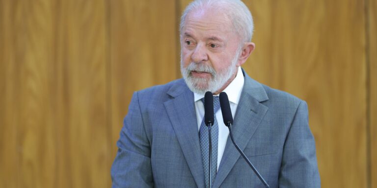 lula-responde-a-trump-e-diz-que-pais-nao-aceitara-ser-tutelado