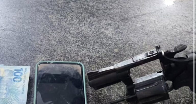 homem-e-preso-por-porte-ilegal-de-arma-de-fogo-na-zona-rural-de-santo-antonio-de-jesus