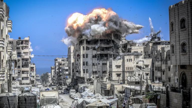 europa-e-canada-exigem-estado-palestino-sem-forcas-armadas-e-levantam-debate-sobre-soberania