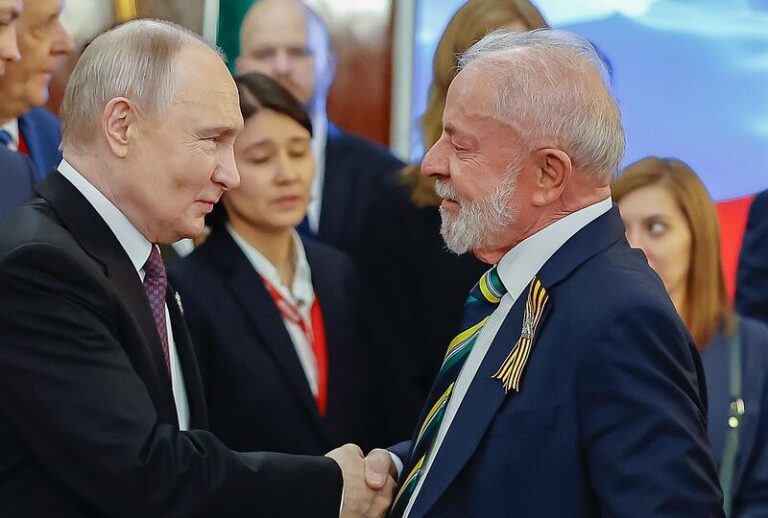putin-fala-com-lula-antes-de-reuniao-com-trump-e-reforca-a-coordenacao-do-brics