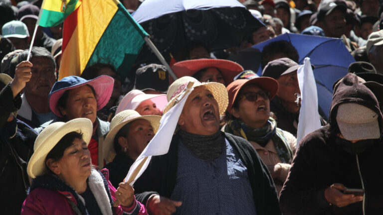 bolivianos-vao-as-urnas-em-eleicao-que-pode-encerrar-duas-decadas-de-governos-de-esquerda