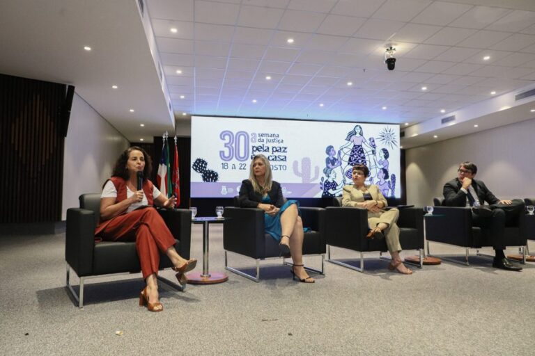 abertura-da-30a-semana-da-justica-pela-paz-em-casa-reune-autoridades-e-especialistasno-tjba
