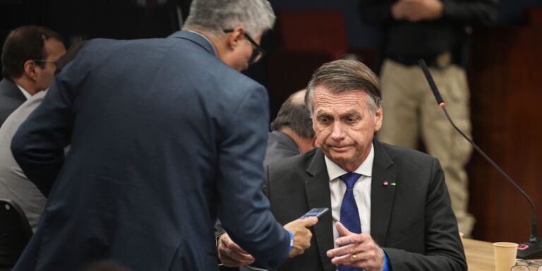 pf-diz-que-bolsonaro-teve-acesso-a-defesa-de-general-mario-fernandes