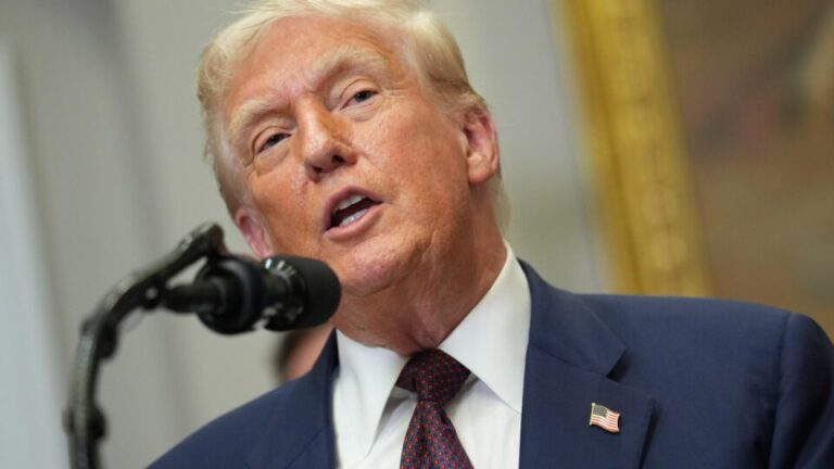 Trump anuncia investigação sobre importação de móveis e prepara tarifas para o setor trump-anuncia-investigacao-sobre-importacao-de-moveis-e-prepara-tarifas-para-o-setor