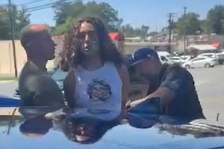 imigrante-brasileira-e-detida-de-forma-brusca-por-agentes-da-imigracao-nos-eua;-veja-video