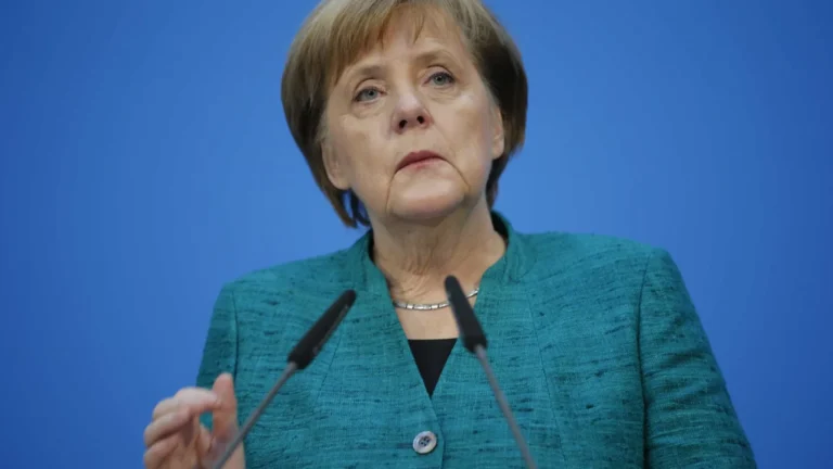 fortalecimento-da-extrema-direita-foi-consequencia-de-portas-abertas-a-refugiados,-diz-merkel