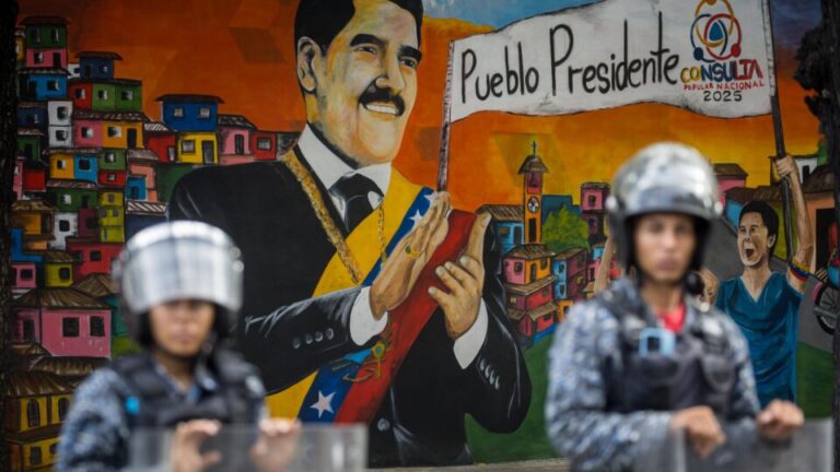 regime-de-maduro-impoe-recrutamento-forcado-de-pessoas-carentes-para-a-milicia-da-venezuela