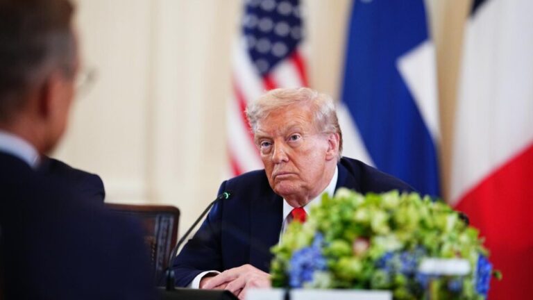 tribunal-dos-eua-diz-que-maior-parte-do-tarifaco-de-trump,-incluindo-sobre-o-brasil,-e-ilegal