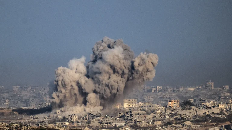 gaza-tem-novo-dia-de-ataques-intensos,-com-44-mortos-e-pressao-por-tregua