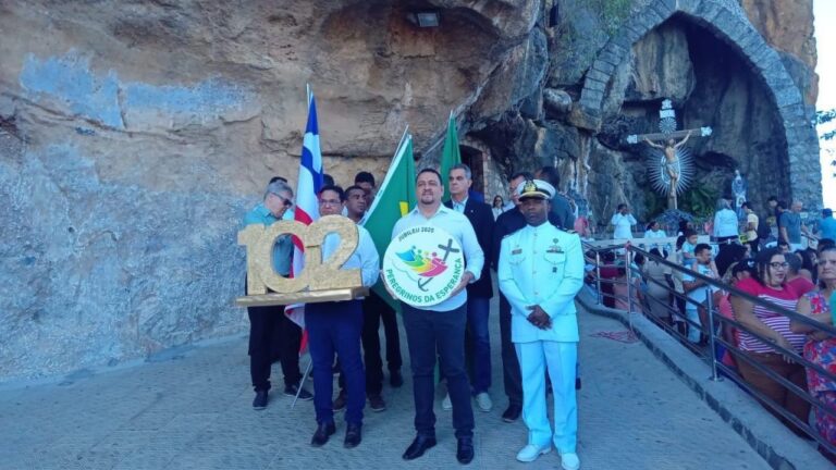 bom-jesus-da-lapa-celebra-102-anos-com-fe,-cultura-e-anuncio-de-r$-21,8-milhoes-em-obras