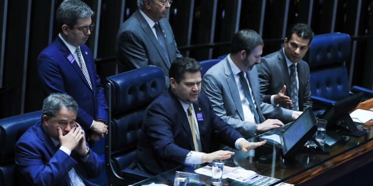 senado-aprova-projeto-que-encurta-inelegibilidade-pela-ficha-limpa