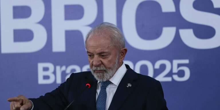Líderes do Brics defendem ampliação de mecanismos de comércio no bloco lideres-do-brics-defendem-ampliacao-de-mecanismos-de-comercio-no-bloco