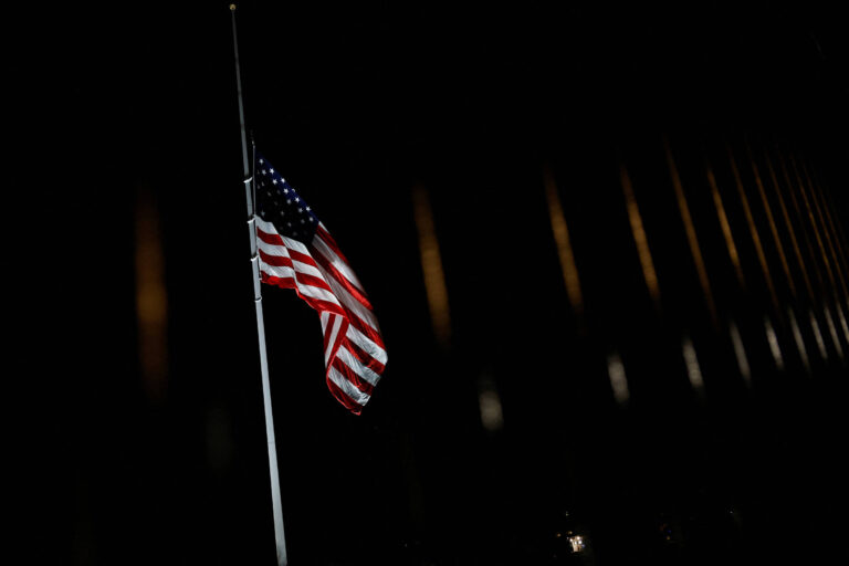 Editorial: O terrível assassinato de Charlie Kirk e o agravamento da violência política nos EUA editorial:-o-terrivel-assassinato-de-charlie-kirk-e-o-agravamento-da-violencia-politica-nos-eua