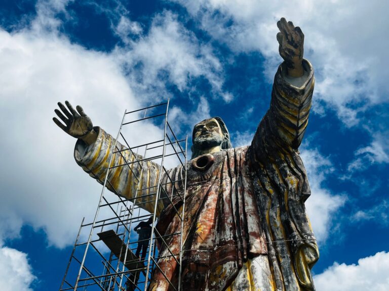 cristo-do-alto-do-sao-roque-passa-pela-primeira-revitalizacao-desde-sua-inauguracao