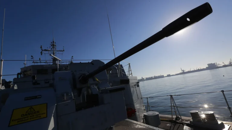 forcas-navais-da-ucrania-atingem-centro-de-comunicacoes-da-marinha-russa