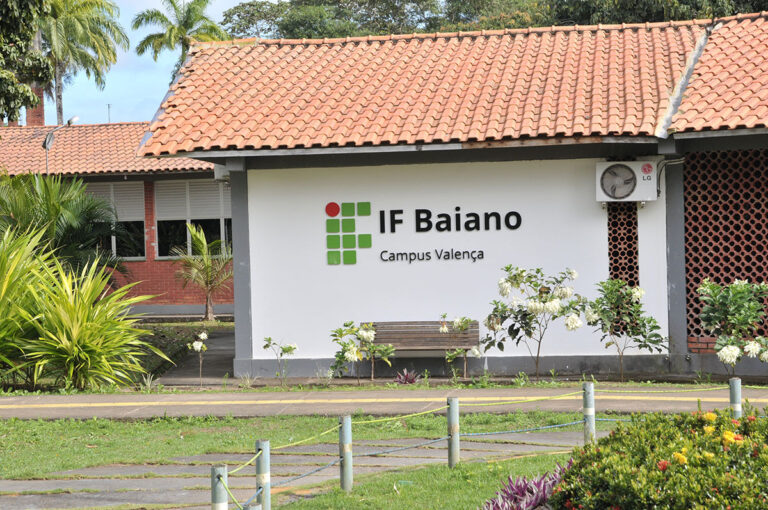 if-baiano/valenca-abre-180-vagas-para-os-cursos-integrados-de-agroecologia-e-agropecuaria