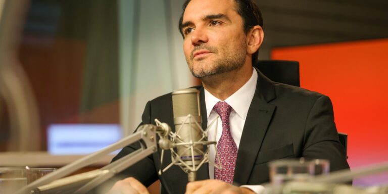 apos-pressao-do-uniao-brasil,-sabino-confirma-que-vai-deixar-turismo