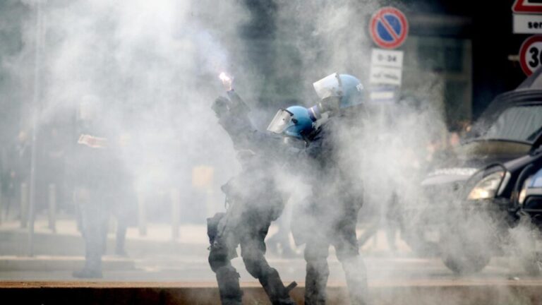 Meloni chama de ultrajantes protestos pró-Palestina na Itália que deixaram 60 policiais feridos meloni-chama-de-ultrajantes-protestos-pro-palestina-na-italia-que-deixaram-60-policiais-feridos