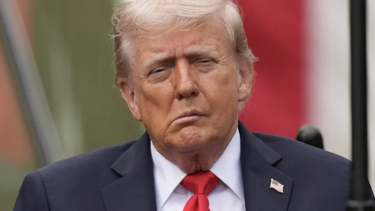 trump-diz-que-mulheres-gravidas-nao-devem-tomar-paracetamol-devido-ao-risco-de-autismo