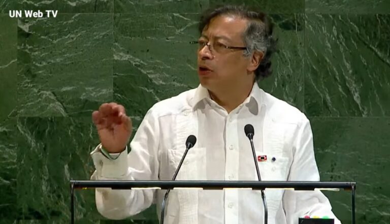 petro-faz-duro-discurso-contra-eua-na-onu,-e-comitiva-de-trump-abandona-assembleia