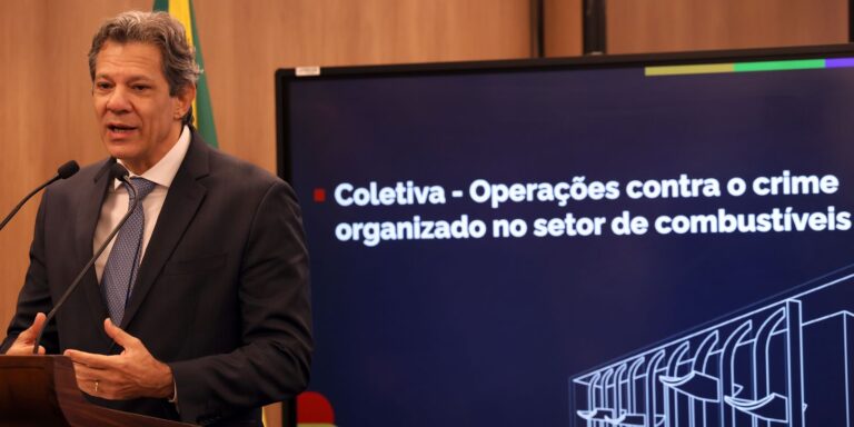 haddad:-sufocar-financas-e-modo-de-chegar-a-chefes-do-crime-organizado