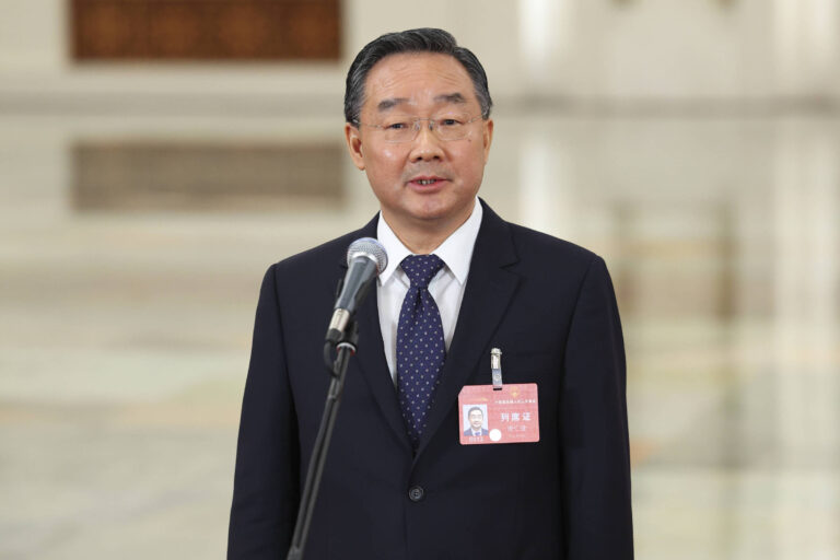 Ex-ministro da Agricultura da China é condenado à morte em novo passo de campanha anticorrupção ex-ministro-da-agricultura-da-china-e-condenado-a-morte-em-novo-passo-de-campanha-anticorrupcao