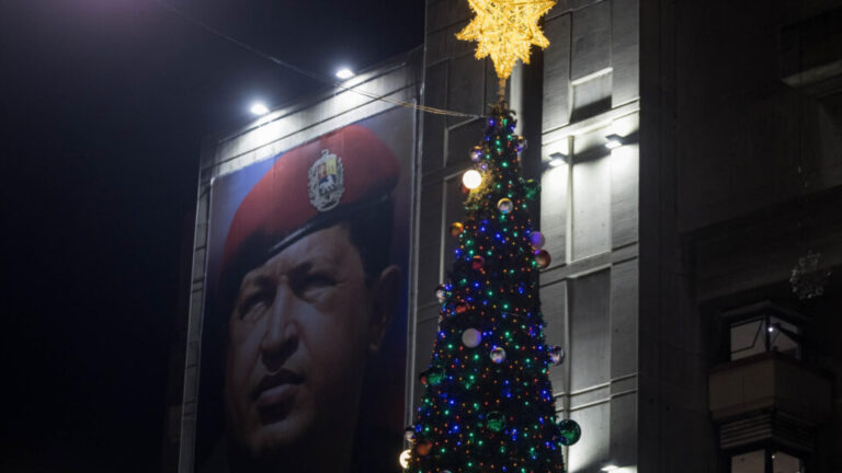 como-maduro-usa-natal-antecipado-para-mascarar-mazelas-da-venezuela