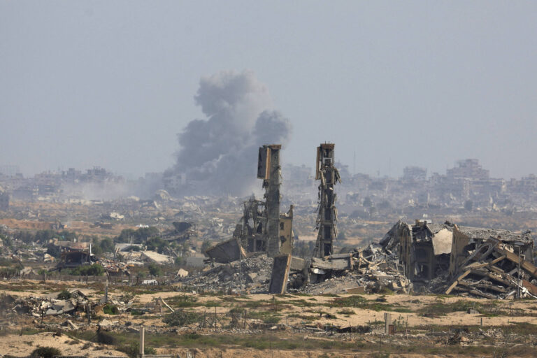 israel-desacelera-ofensiva-em-gaza-apos-apelo-de-trump;-negociadores-devem-se-reunir-no-egito