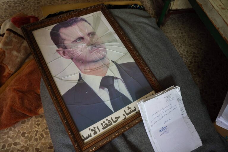 bashar-al-assad-foi-hospitalizado-em-moscou-apos-envenenamento,-diz-ong-siria