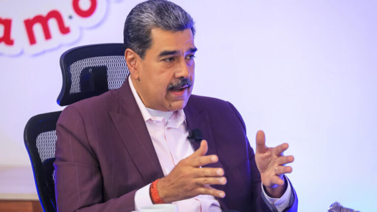 Venezuela ativa plano militar em resposta aos EUA: Resistir, pelo tempo que for necessário venezuela-ativa-plano-militar-em-resposta-aos-eua:-resistir,-pelo-tempo-que-for-necessario