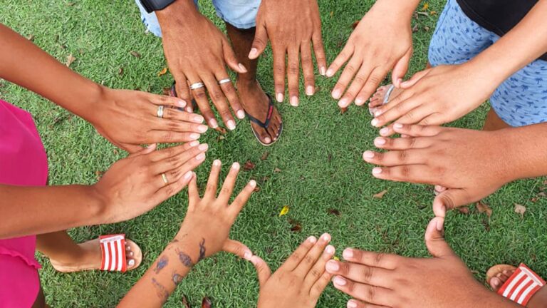 campanhas-apoiam-cinco-projetos-sociais-na-bahia-com-foco-em-criancas,-adolescentes-e-idosos