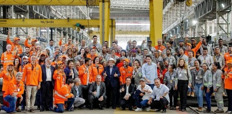 sindipetro-bahia-participa-de-ato-que-marca-o-renascimento-da-industria-naval-na-bahia