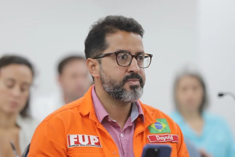 empregos-de-qualidade,-diz-deyvid-bacelar-sobre-enseada-do-paraguacu