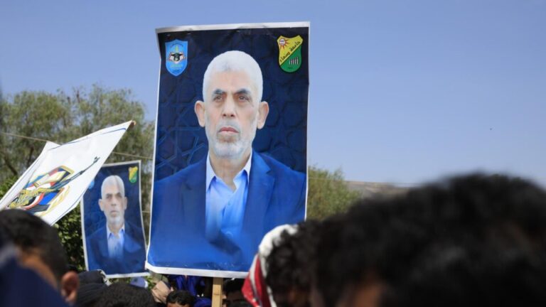 grupo-pro-palestina-faz-homenagem-a-lideres-terroristas-do-hamas-e-hezbollah-em-nova-york