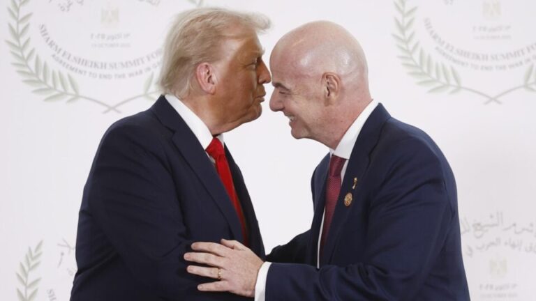 Ameaça a cidades democratas, Irã e guerra em Gaza testam amizade de Trump com presidente da Fifa ameaca-a-cidades-democratas,-ira-e-guerra-em-gaza-testam-amizade-de-trump-com-presidente-da-fifa