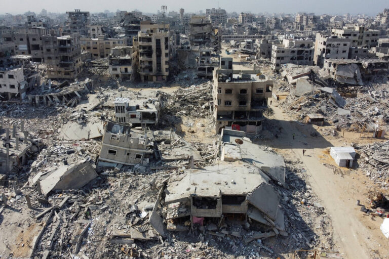 israel-acusa-hamas-de-violar-tregua,-volta-a-bombardear-gaza,-e-acordo-fica-por-um-fio