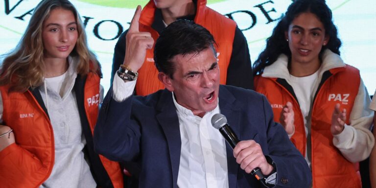 Rodrigo Paz é eleito presidente da Bolívia em meio a crise econômica rodrigo-paz-e-eleito-presidente-da-bolivia-em-meio-a-crise-economica