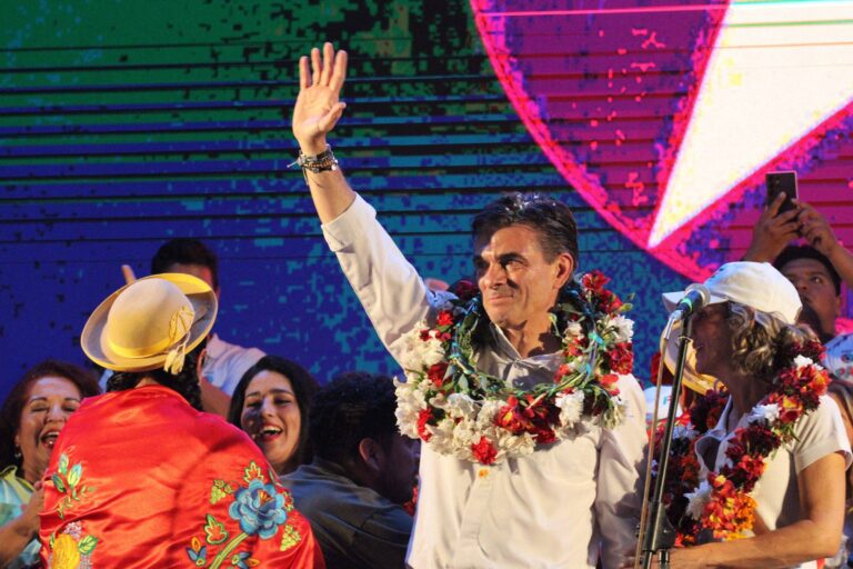antigos-redutos-de-evo-dao-vitoria-a-presidente-que-encerrou-ciclo-da-esquerda-na-bolivia