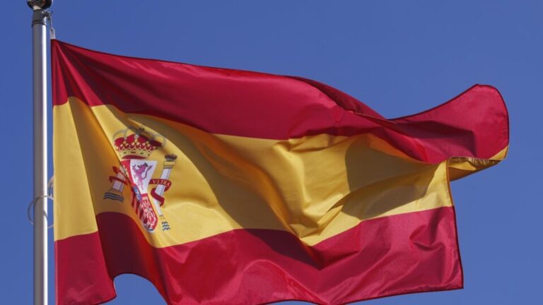 lei-dos-netos-da-espanha:-descendentes-tem-ate-esta-quarta-(22)-para-garantir-a-cidadania