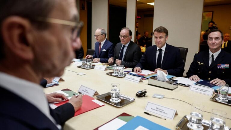 chefe-do-exercito-da-franca-alerta-para-possivel-guerra-contra-a-russia-em-ate-4-anos