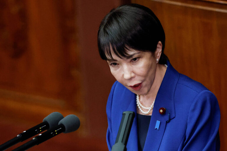 Em 1º discurso no Parlamento, nova primeira-ministra do Japão reforça linha dura com estrangeiros em-1o-discurso-no-parlamento,-nova-primeira-ministra-do-japao-reforca-linha-dura-com-estrangeiros