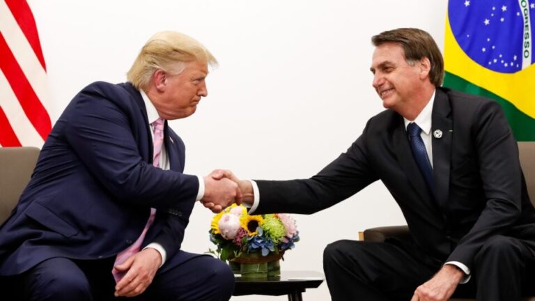 Para lobista, Trump vê Bolsonaro como página virada e busca diálogo com Lula para-lobista,-trump-ve-bolsonaro-como-pagina-virada-e-busca-dialogo-com-lula