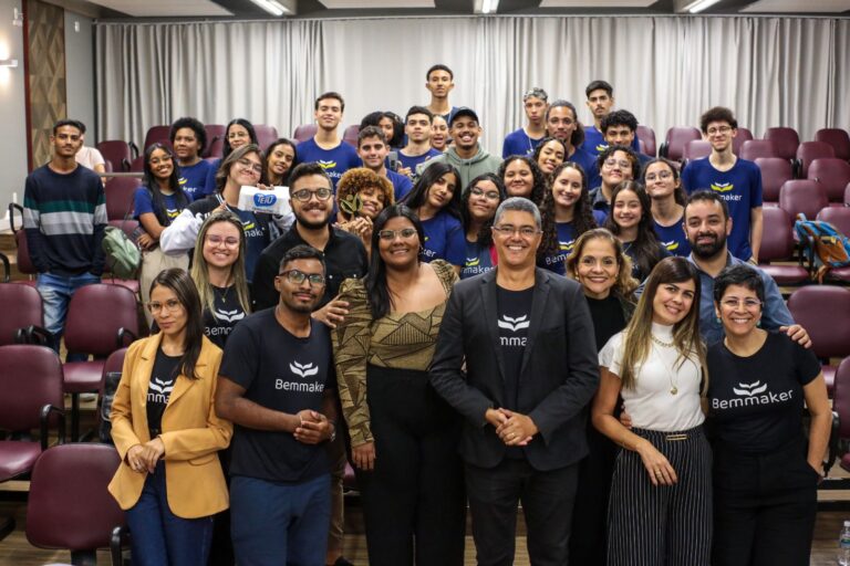 com-apoio-da-ambev,-organizacao-baiana-inclui-mais-de-300-jovens-no-mercado-de-trabalho