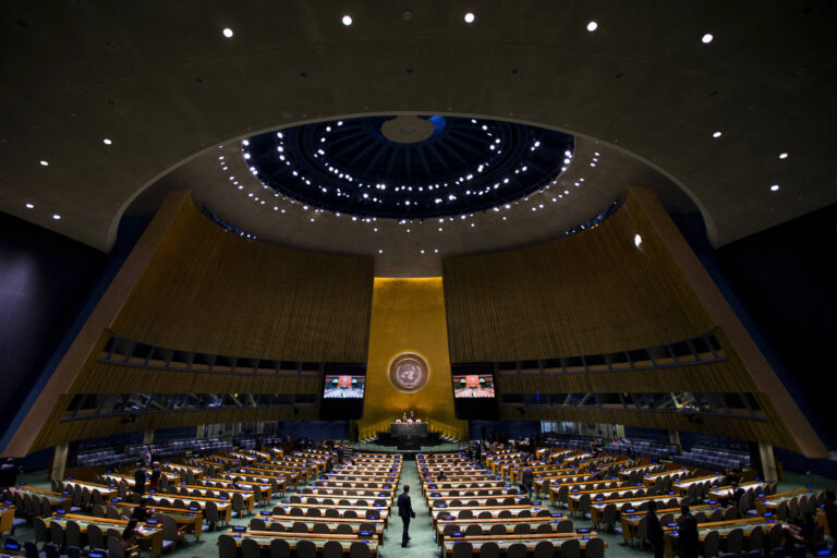 ONU aprova resolução que pede fim do embargo dos EUA a Cuba, desta vez com menos apoio onu-aprova-resolucao-que-pede-fim-do-embargo-dos-eua-a-cuba,-desta-vez-com-menos-apoio