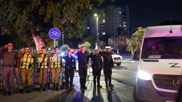 israel-confirma-que-recebeu-corpos-de-outros-dois-refens-mortos-em-gaza-entregues-pelo-hamas