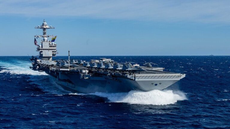 Caças, porta-aviões, navios de guerra: veja o que os EUA já deslocaram para operação no Caribe cacas,-porta-avioes,-navios-de-guerra:-veja-o-que-os-eua-ja-deslocaram-para-operacao-no-caribe
