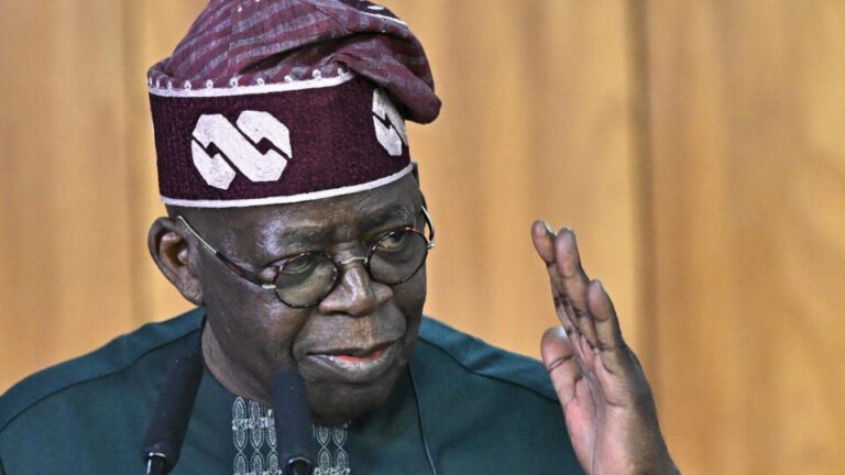 nigeria-pede-reuniao-com-trump-e-nega-perseguicao-a-cristaos-apos-ameaca-de-operacao